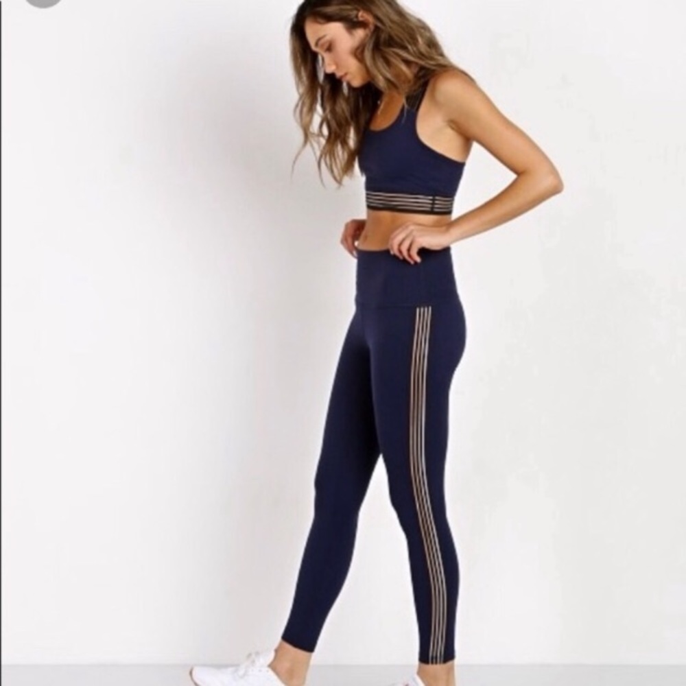 ⭐️BEYOND YOGA⭐️ Sheer illusion legging